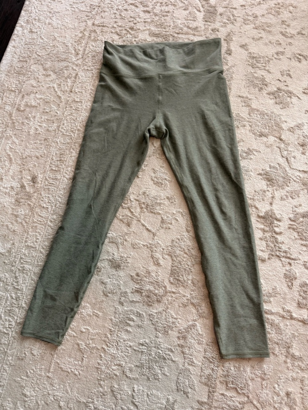Vuori Olive Green Clean Elevation Leggings